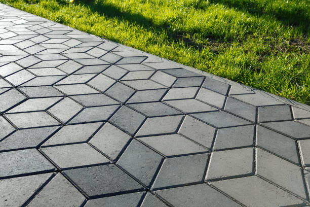 Best Professional Driveway Pavers  in Sixteen Mile Stand, OH